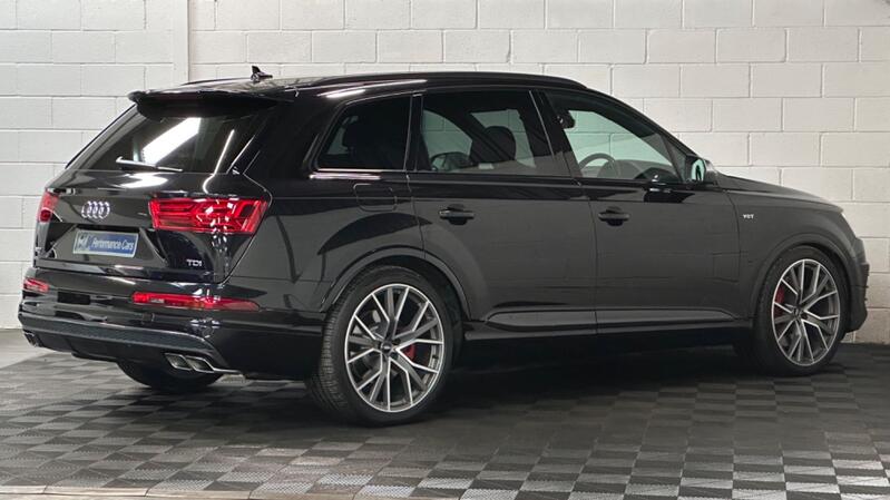 AUDI SQ7