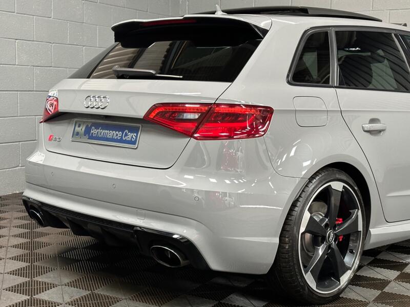 AUDI RS3