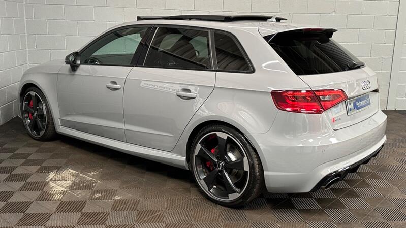 AUDI RS3