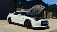 NISSAN GT-R