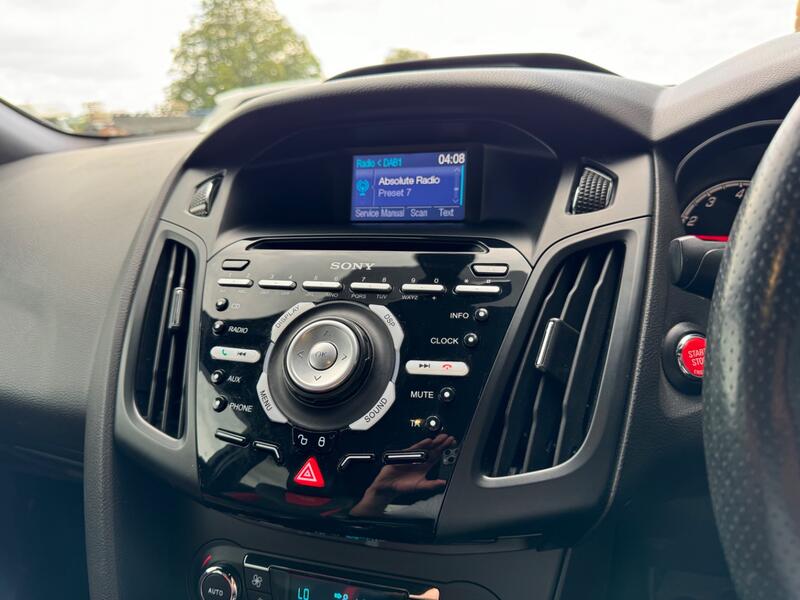 FORD FOCUS