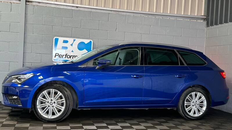 SEAT LEON