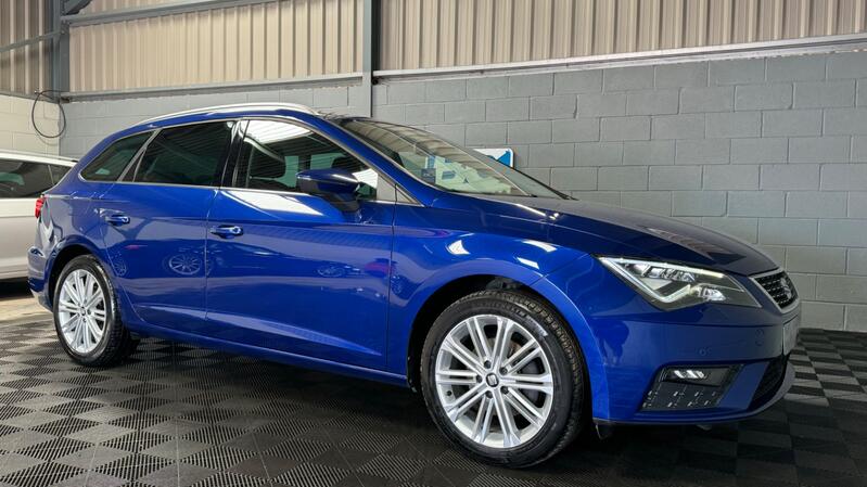 SEAT LEON
