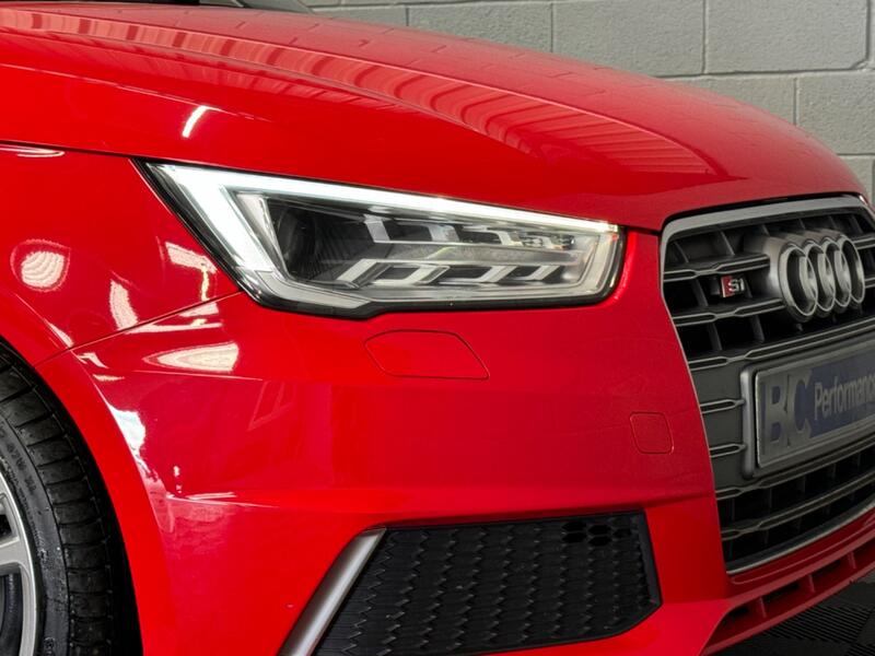 AUDI S1