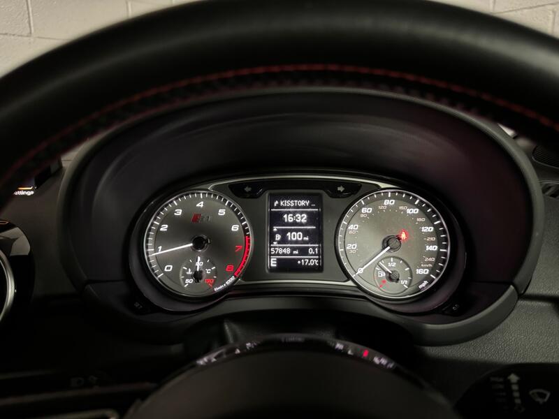 AUDI S1