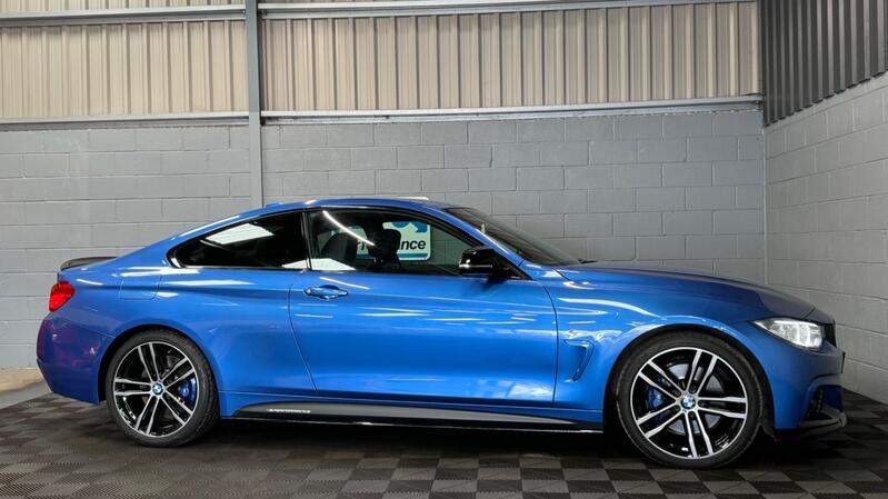 BMW 4 SERIES