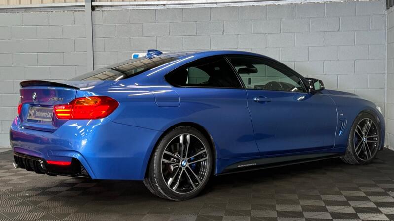 BMW 4 SERIES