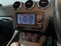 AUDI TT RS
