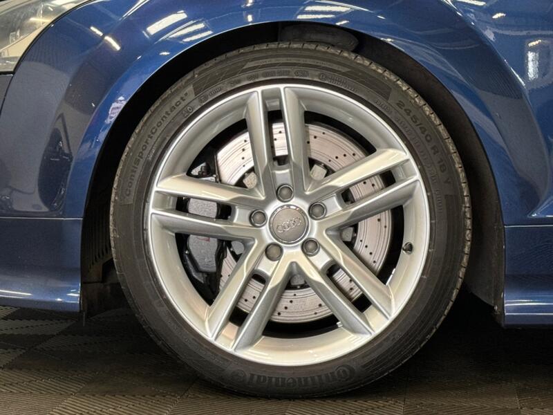 AUDI TT RS