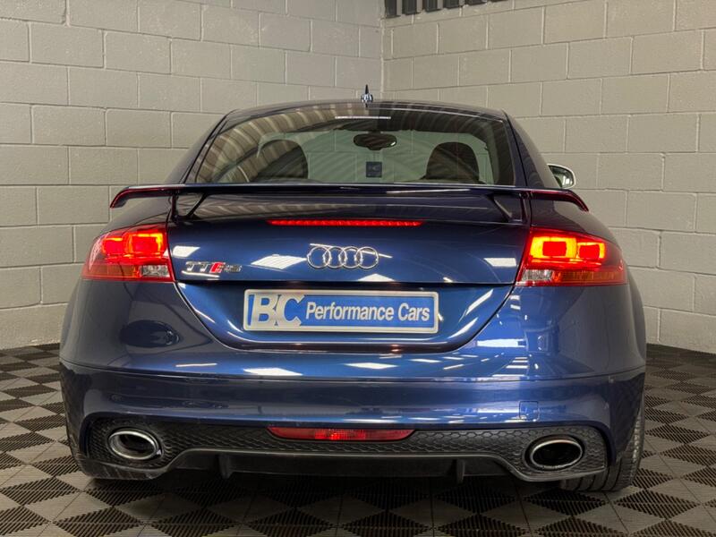 AUDI TT RS