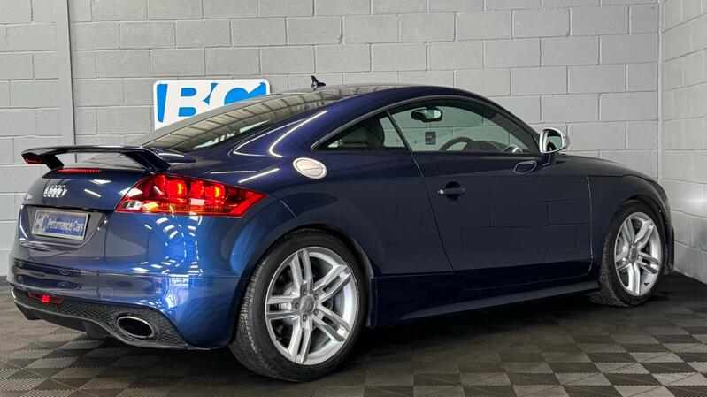 AUDI TT RS