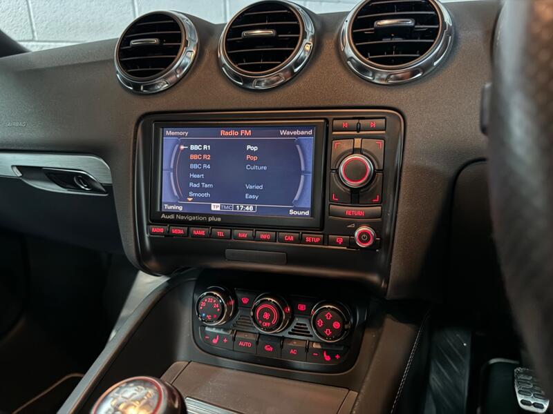 AUDI TT RS