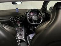 AUDI TTS