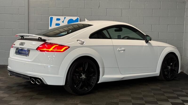 AUDI TTS