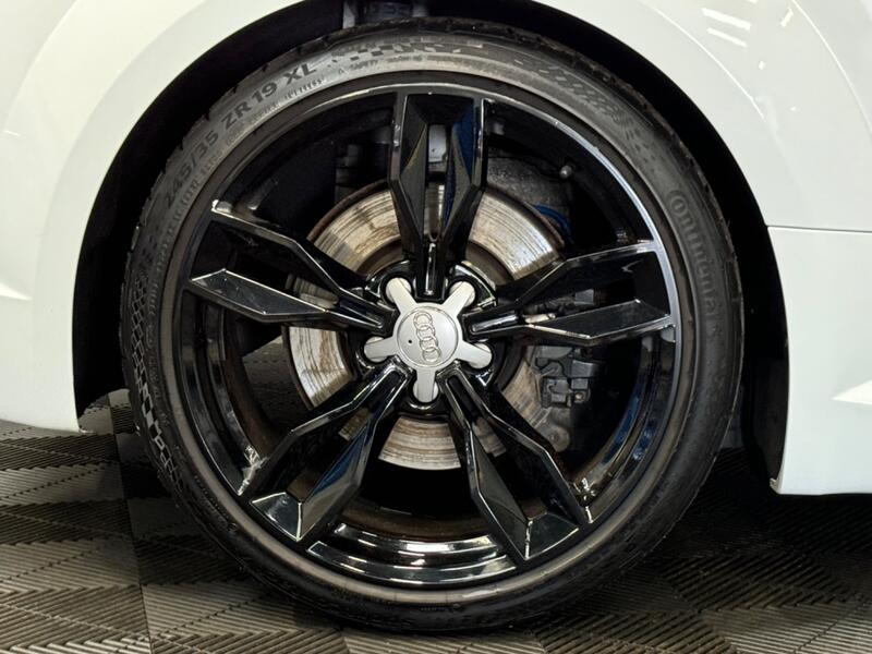 AUDI TTS