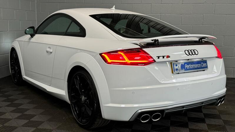 AUDI TTS