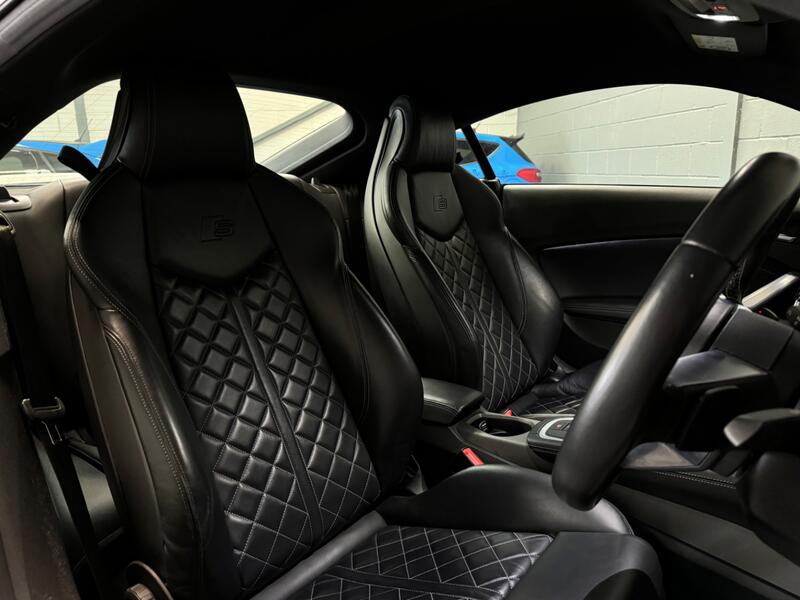 AUDI TTS
