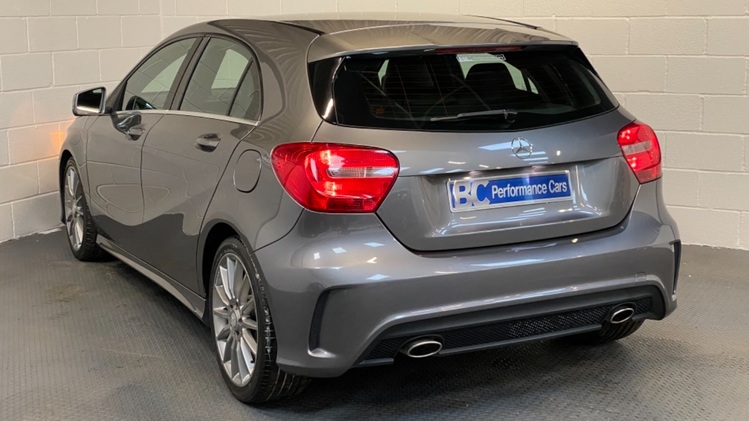 MERCEDES-BENZ A CLASS