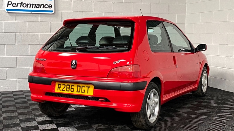 PEUGEOT 106