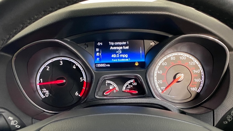 FORD FOCUS