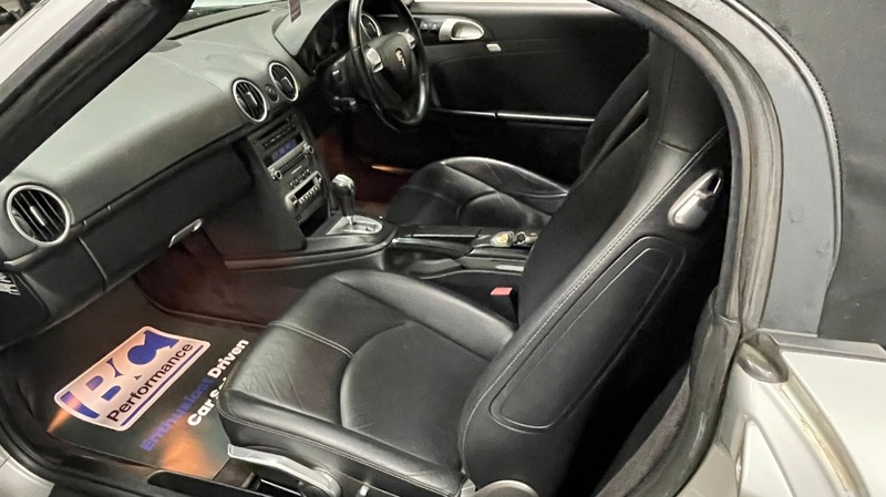 PORSCHE BOXSTER