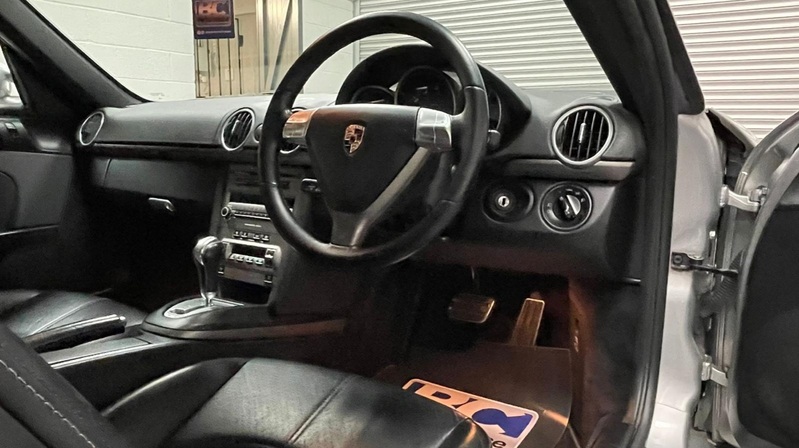 PORSCHE BOXSTER