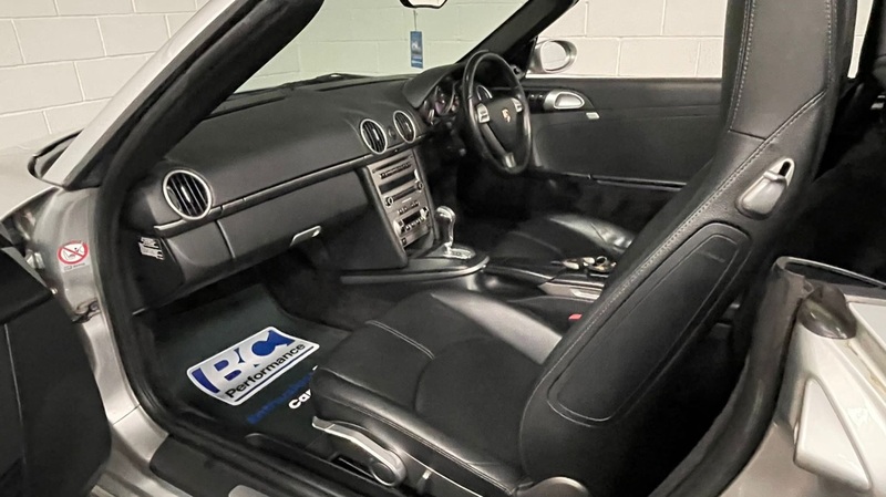 PORSCHE BOXSTER