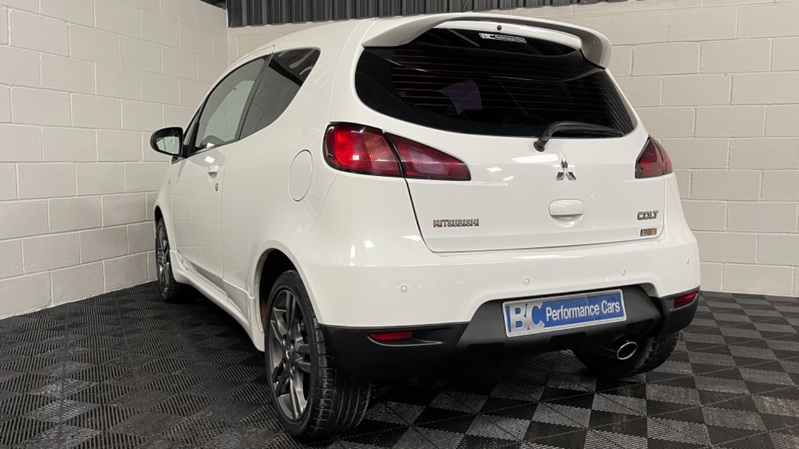 MITSUBISHI COLT
