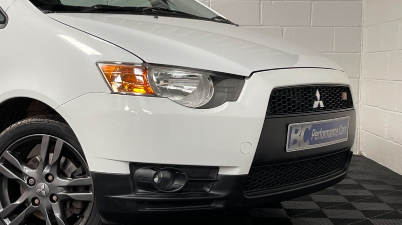 MITSUBISHI COLT