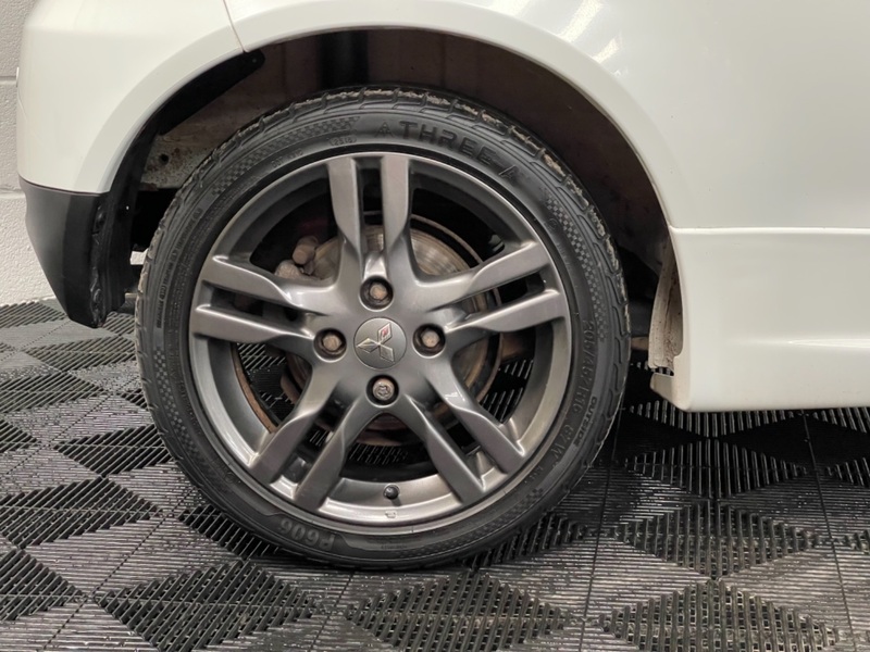 MITSUBISHI COLT