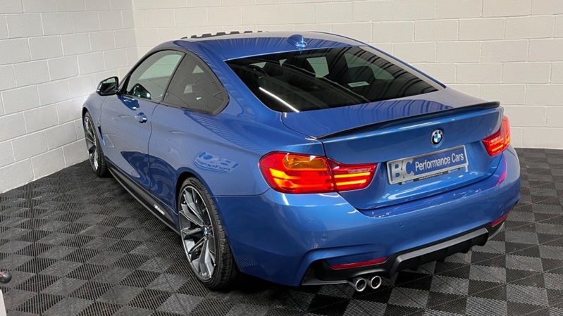 BMW 4 SERIES