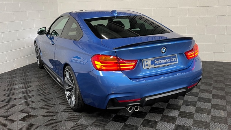 BMW 4 SERIES