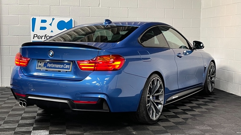 BMW 4 SERIES