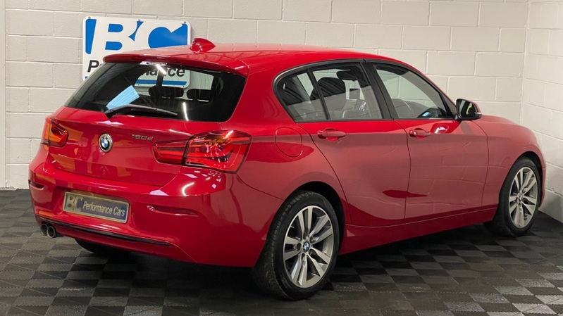 BMW 1 SERIES