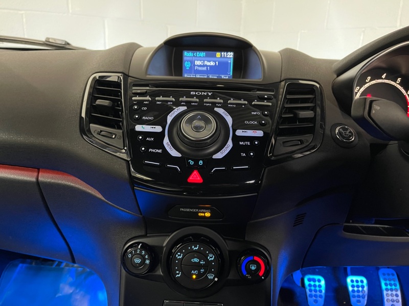 FORD FIESTA
