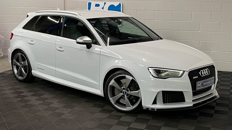 AUDI RS3