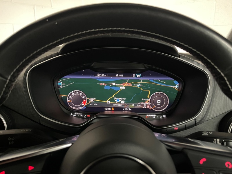 AUDI TT