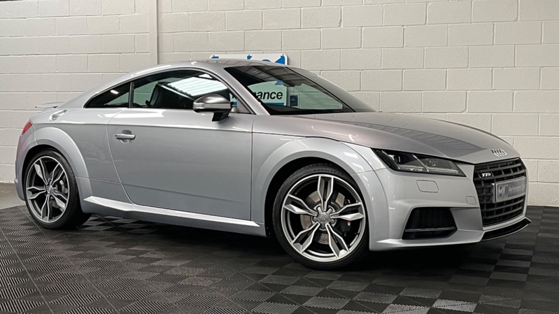 AUDI TT