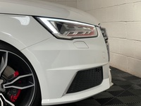 AUDI S1