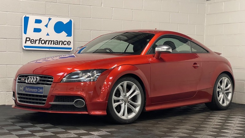 AUDI TT