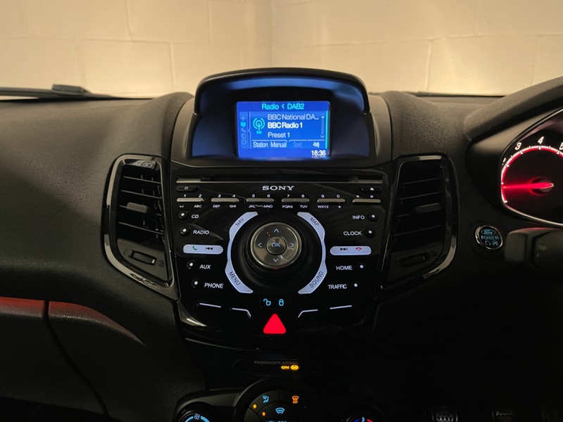 FORD FIESTA