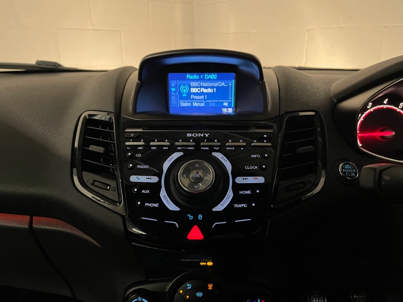 FORD FIESTA