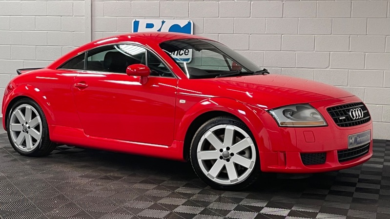 AUDI TT