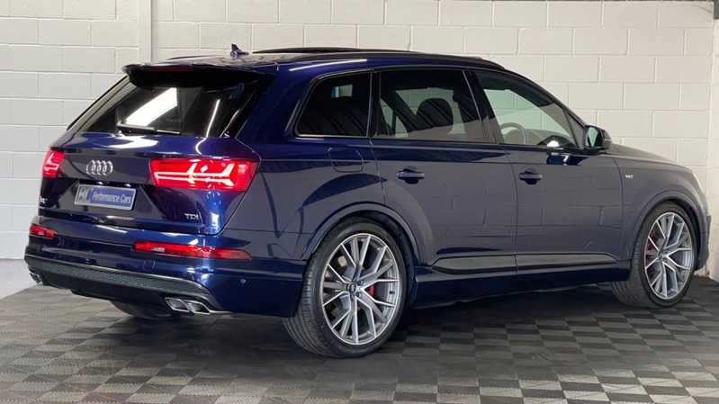 AUDI SQ7