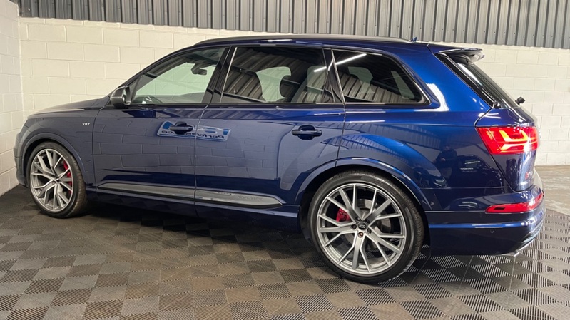 AUDI SQ7