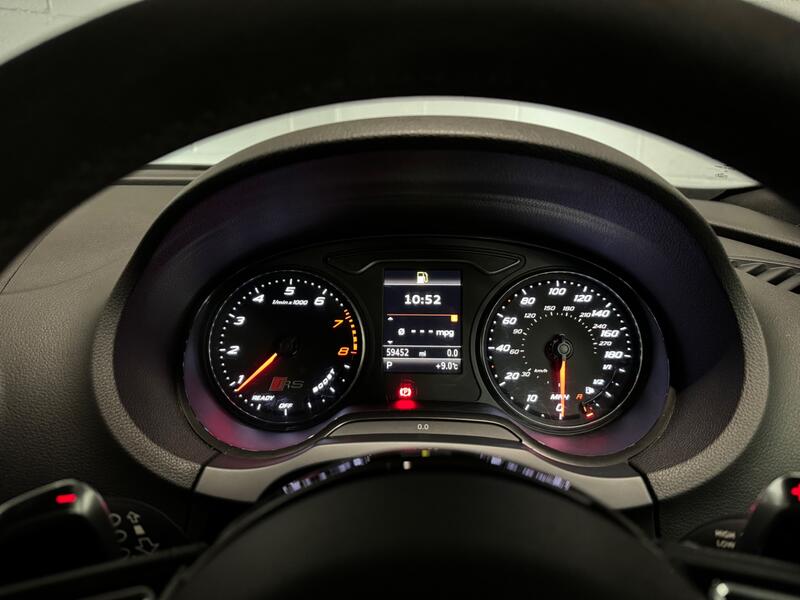 AUDI RS3