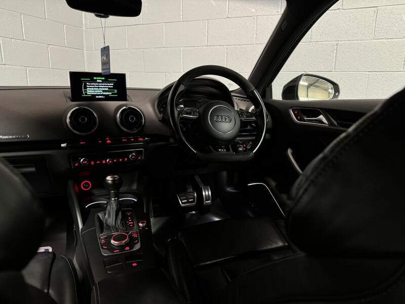 AUDI RS3