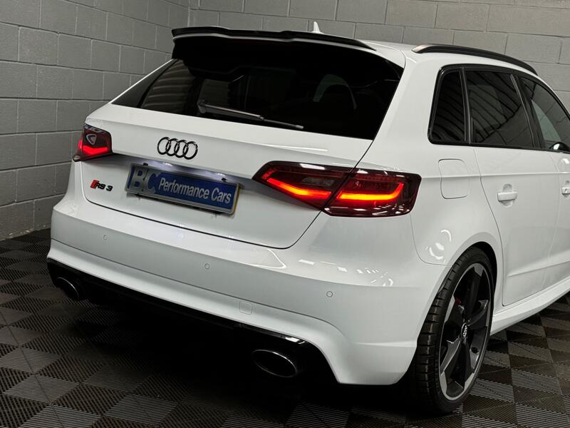 AUDI RS3