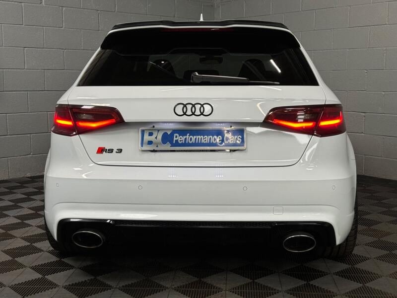 AUDI RS3