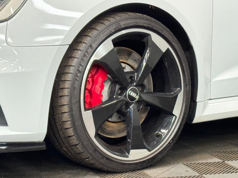 AUDI RS3